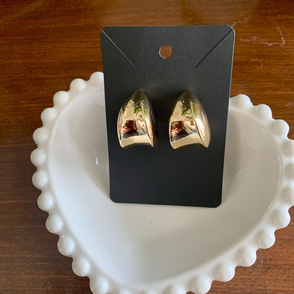 🍄3/29🍄Gold Earrings